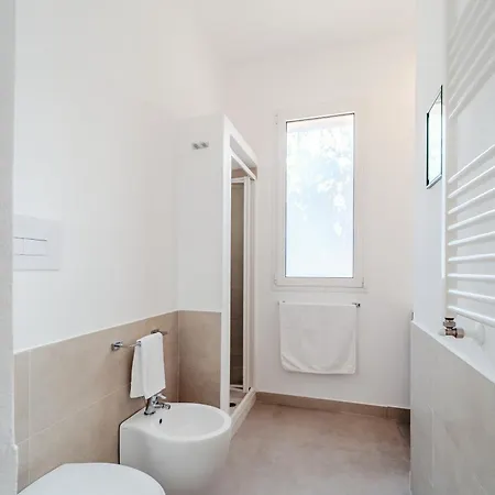 Grande E Luminosa Con Piscina Vicino Al Mare Villa
